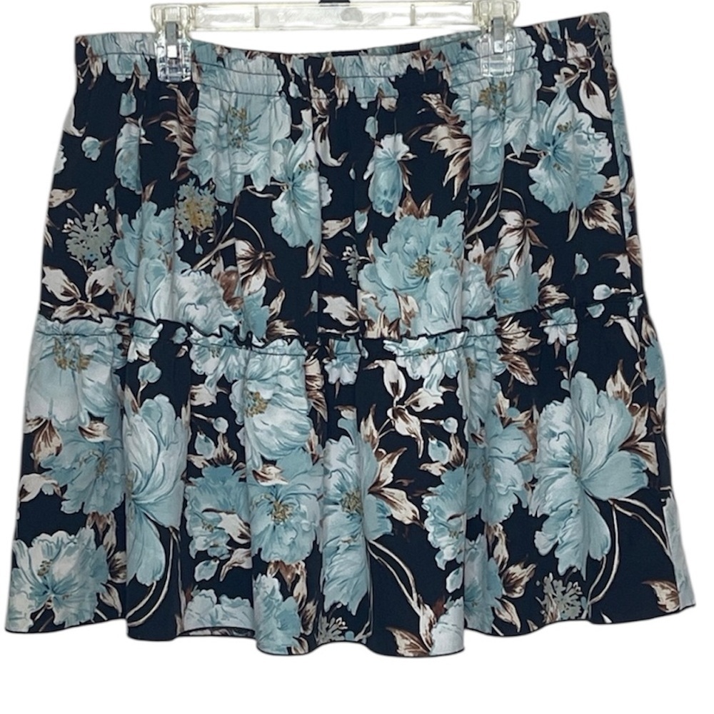 🆕 ❤️ SHEIN Curve Floral Skirt Size 3XL
